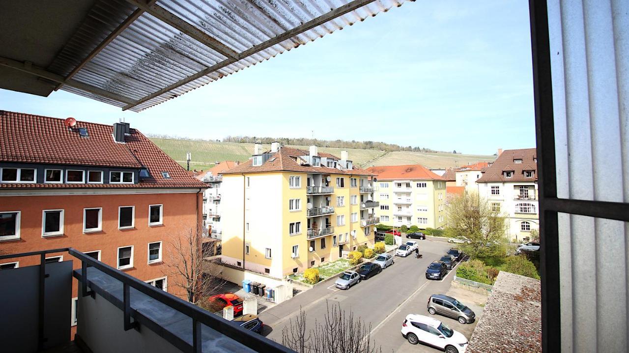 Grosszuegige Stadtwohnung - Garage, Balkon Вюрцбург Экстерьер фото